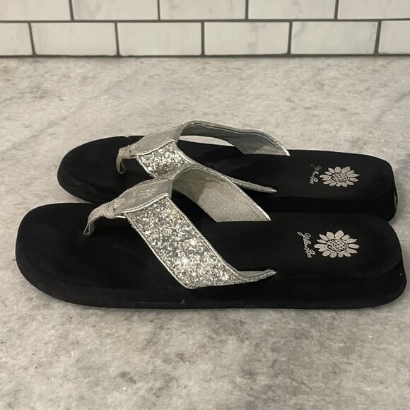 Yellow Box Sandals Womens Size 9 Black Silver Glitter Flip Flop Wedge Comfort - Picture 3 of 4